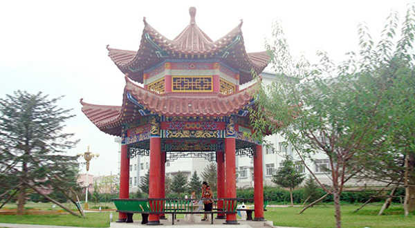 雙層六角涼亭